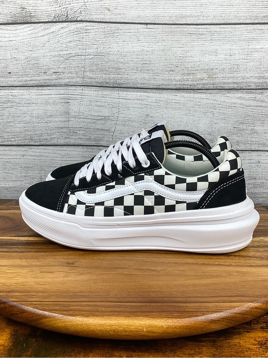 Vans Old Skool Overt CC Black Checkerboard Shoe Men’s Size 9.5 / Women’s Size 11